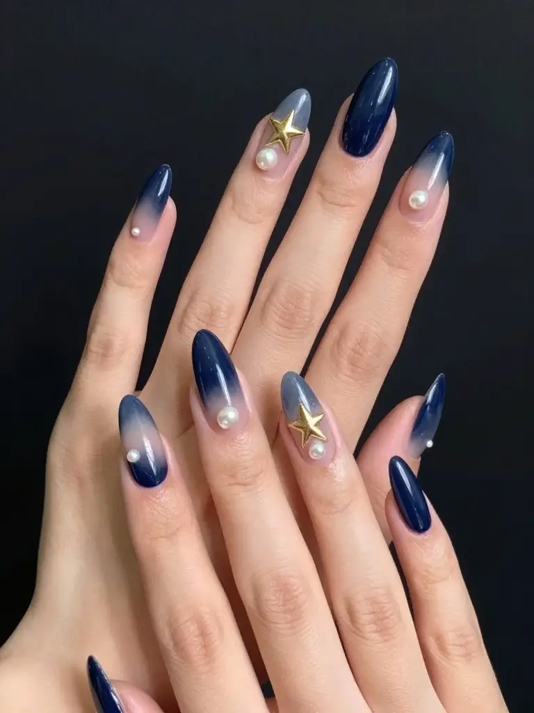 Elegant 4th of July Nails for a Chic Celebration