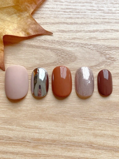 The Biggest Fall Nail Trends Taking Over 2026
