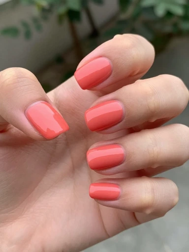Short Summer Nail Ideas That Look Chic