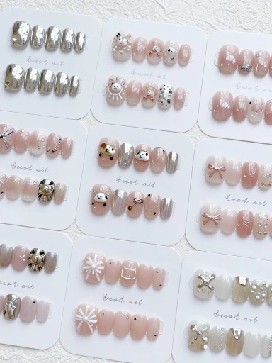 The Best Cute and Vibrant Nail Designs to End Summer in Style
