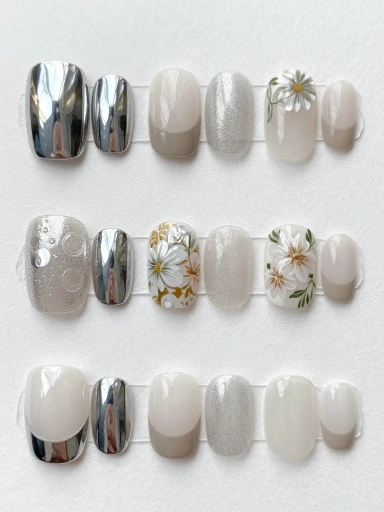 The Biggest Late Summer Nail Trends for 2026
