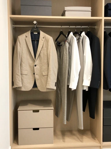 How to Build a Stylish Office Wardrobe