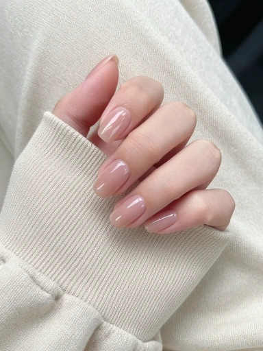 Elegant Nude Nail Designs for Everyday Wear