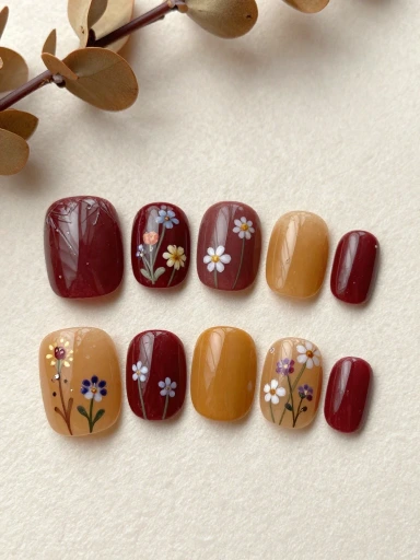 Floral Nail Designs That Transition into Fall