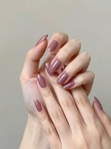Almond Nail Shapes for a Sophisticated Look