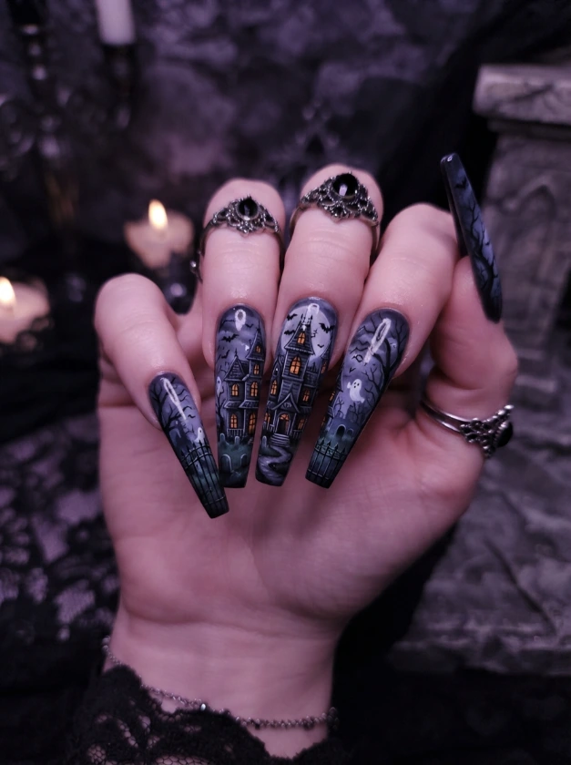 Cute Coffin Halloween Nail Designs