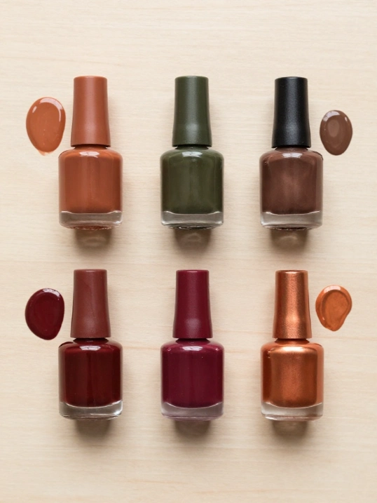 Trendy October Nail Colors for 2026